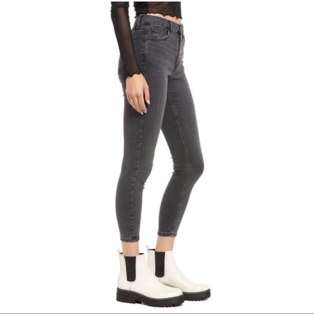 Topshop Moto Jamie High Rise Skinny in Black
